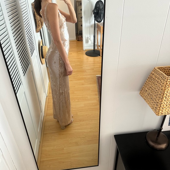 STAUD
Le Sable sequined maxi dress - Picture 3 of 6